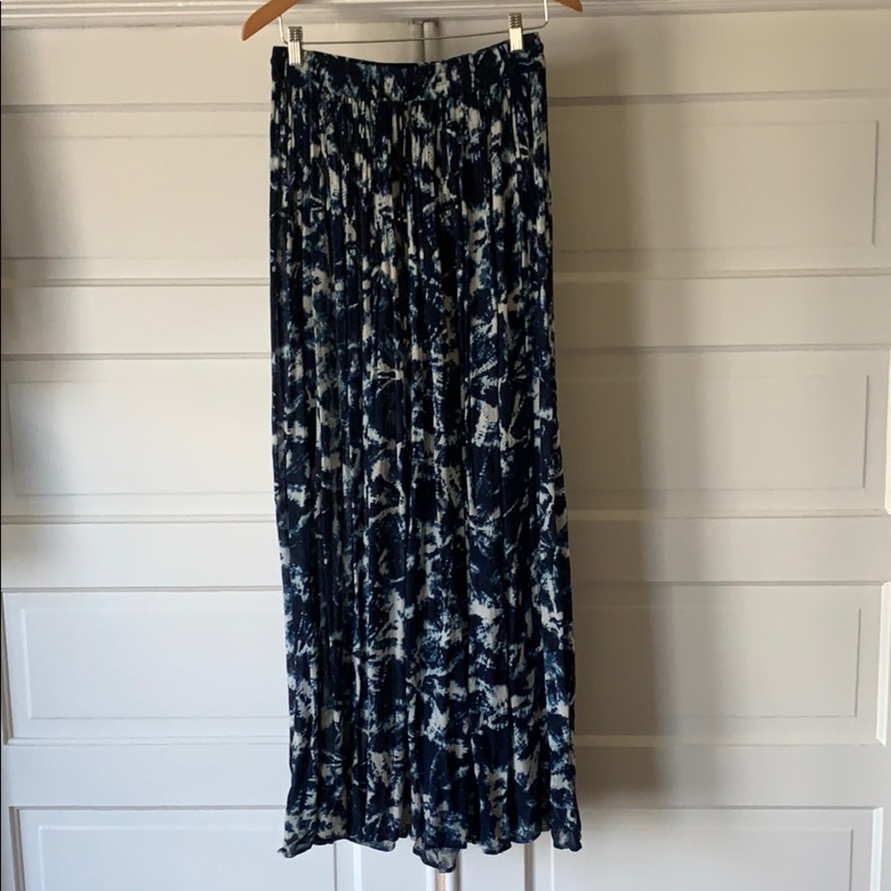 beautiful blue ocean looking maxi skirt